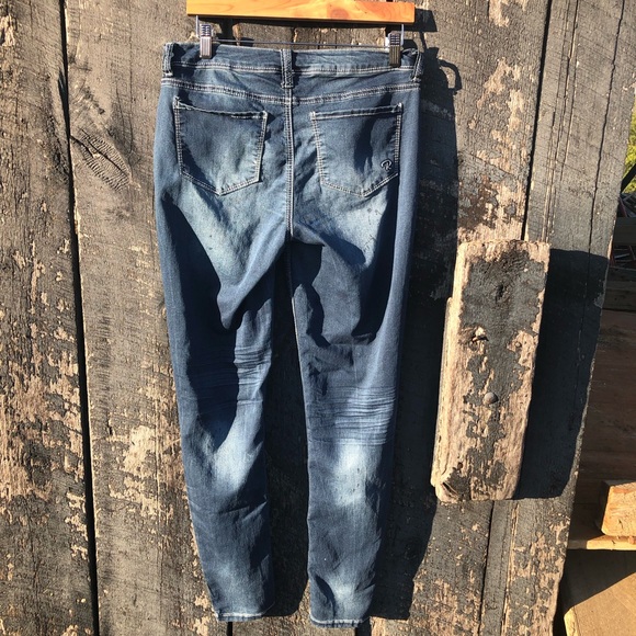 Revolution by Revolt Stretch Bootcut Jeans size 7/8 - Picture 5 of 5